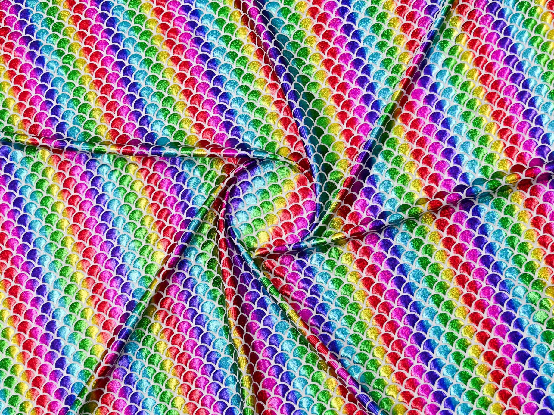 150cm Mermaid Scale Foil Spandex DR2652-3