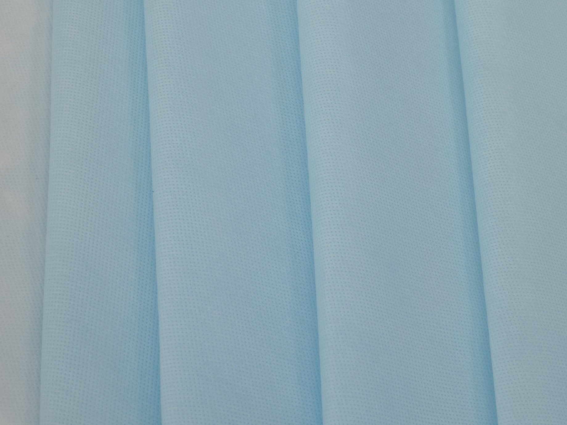 210cm 50Gsm Spunbond UP218-1