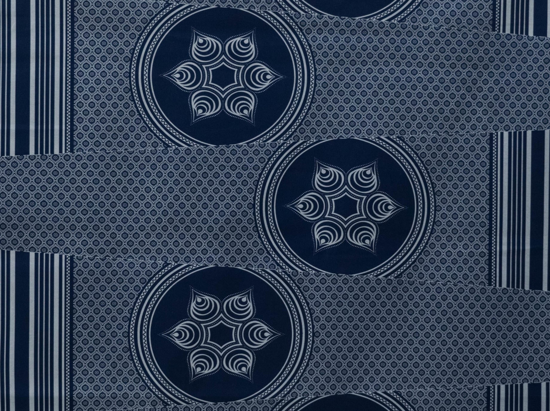 90cm Three Cats Printed Shwe Shwe DR799-763