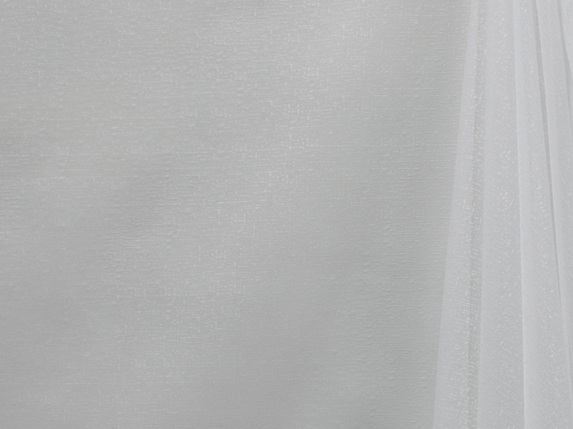 Plain Pearl Drop White LC026