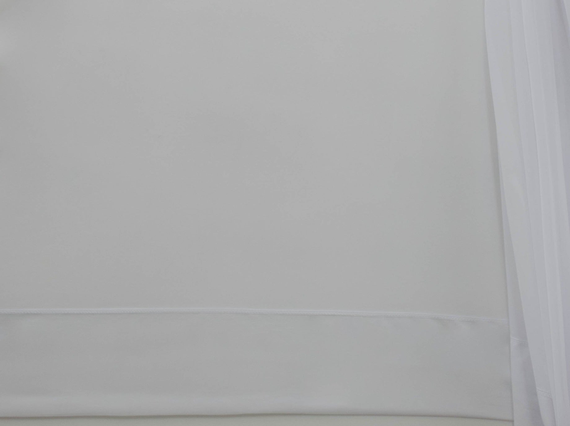 Plain Nett Curtain White LC027
