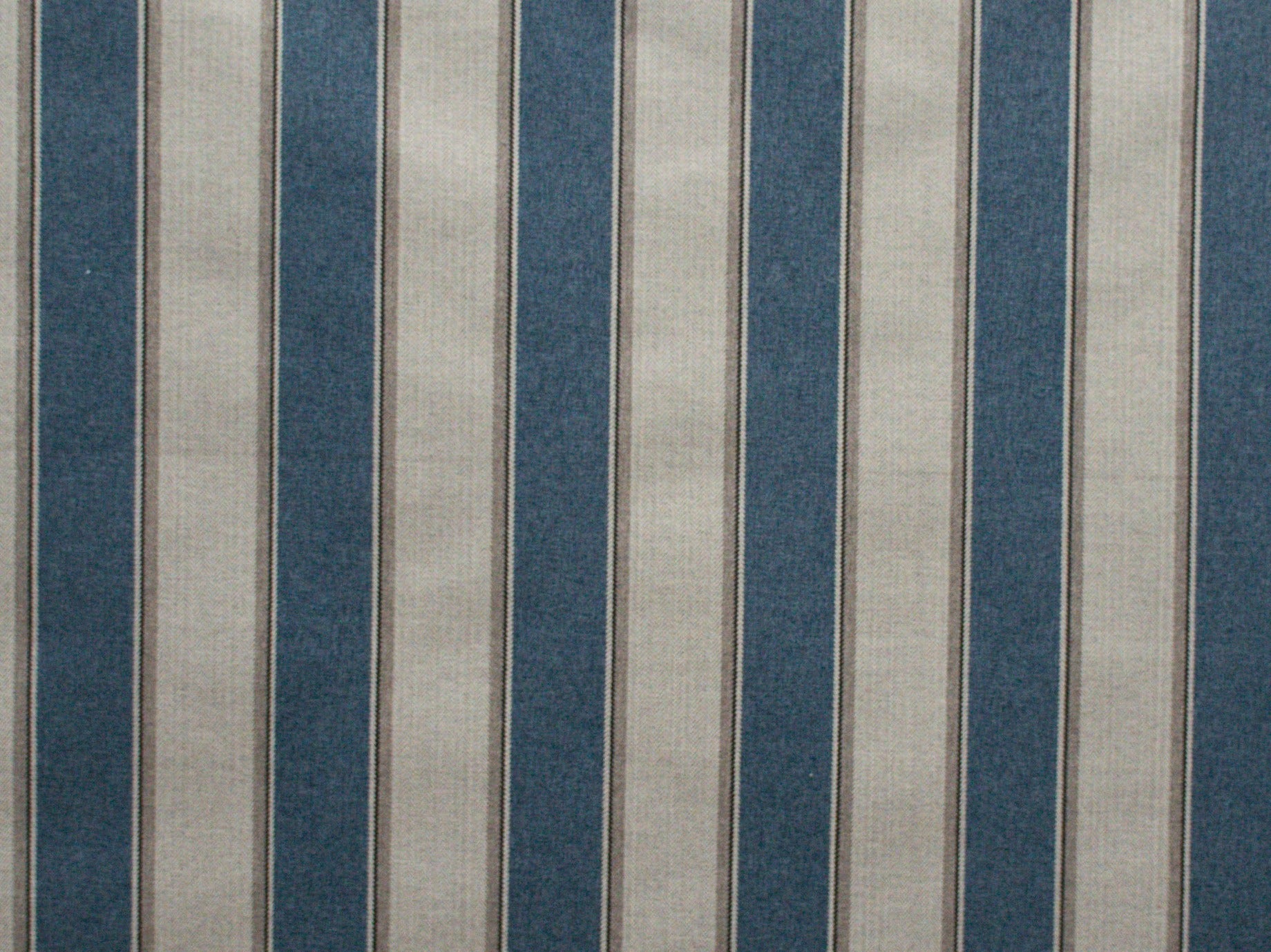 145cm Niles Upholstery Collection UP068-12