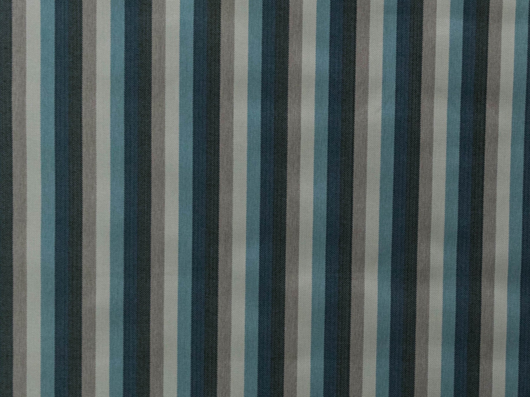 145cm Niles Upholstery Collection UP075-17