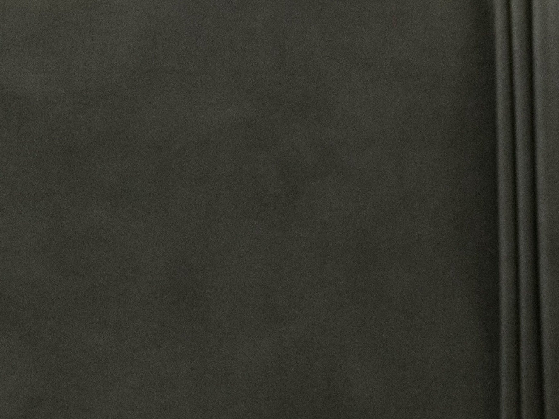 142cm Chestnut Leather Look Upholstery UP657-1