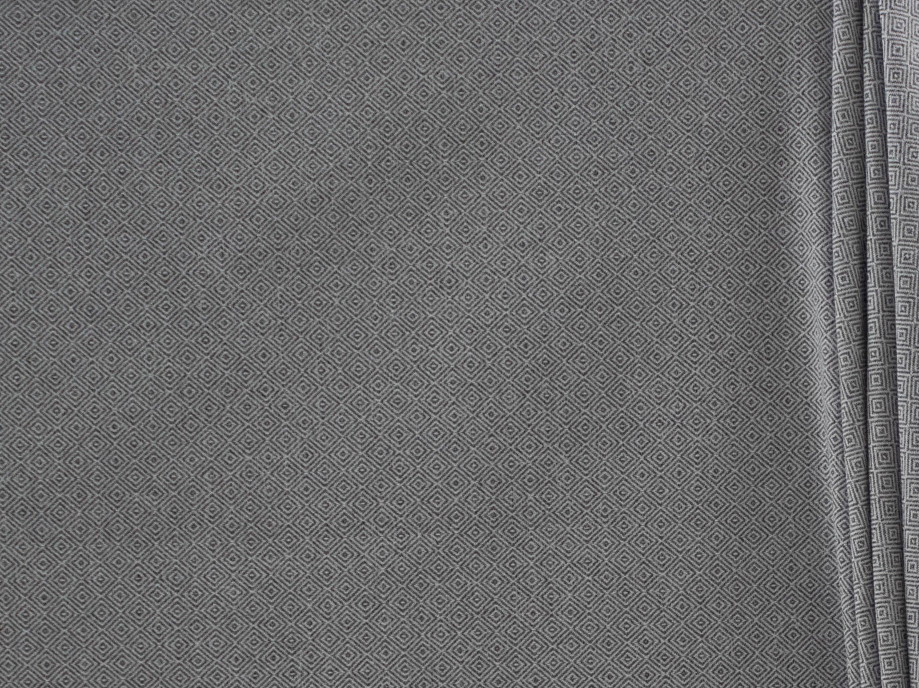 142cm The Curated Diamond Upholstery UP669-7